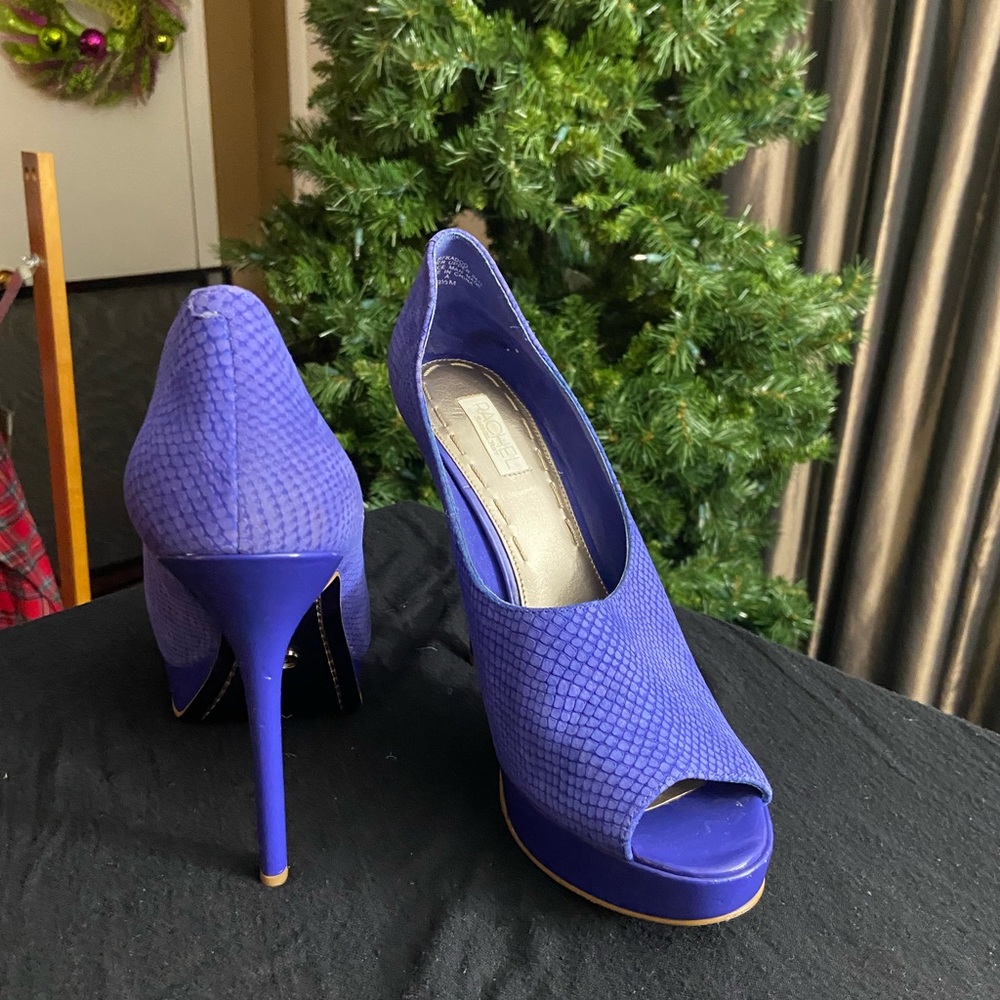 Rachel Roy Purple Suede/Snake looking peep toe 5 Inch-er / platform 9.5M.
